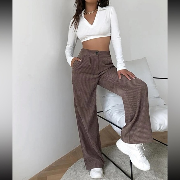 Brown Wide Legged Pants - Picture 1 of 5